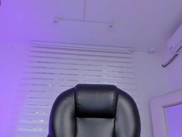 KatieNolanX live cam on BongaCams