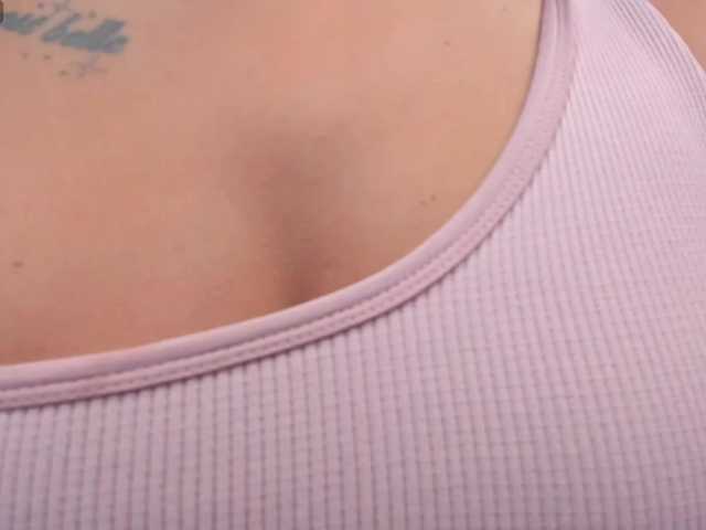 KatieNolanX live cam on BongaCams