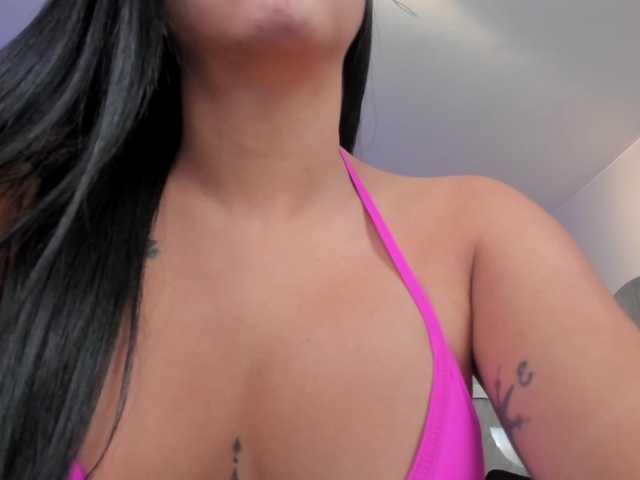 KatieNolanX live cam on BongaCams