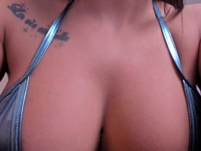 KatieNolanX live cam on BongaCams