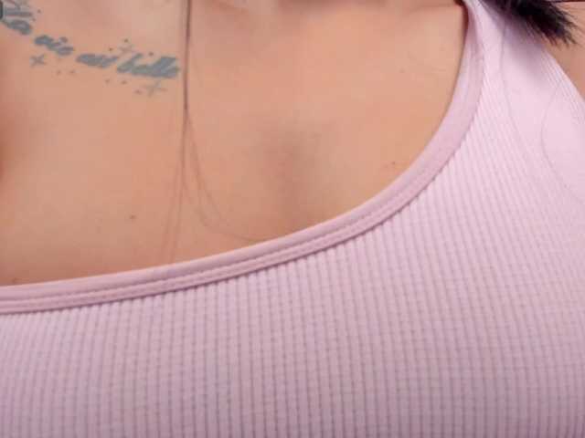 KatieNolanX live cam on BongaCams