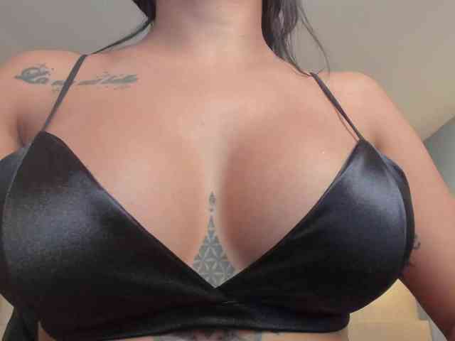 KatieNolanX webcam