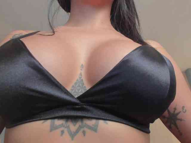 KatieNolanX webcam