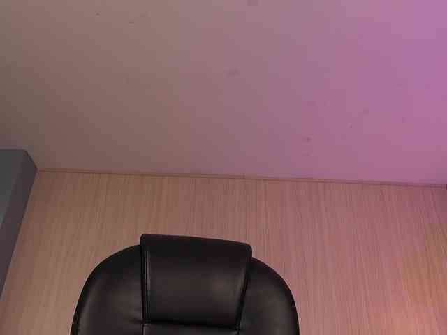 KatieNolanX webcam