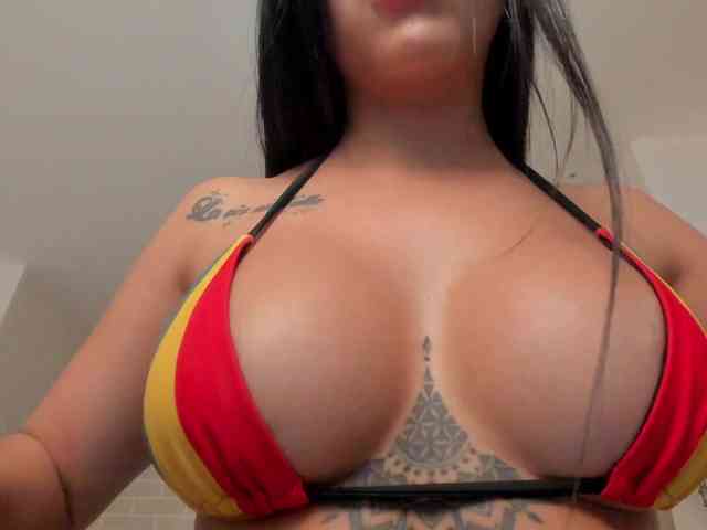 KatieNolanX webcam