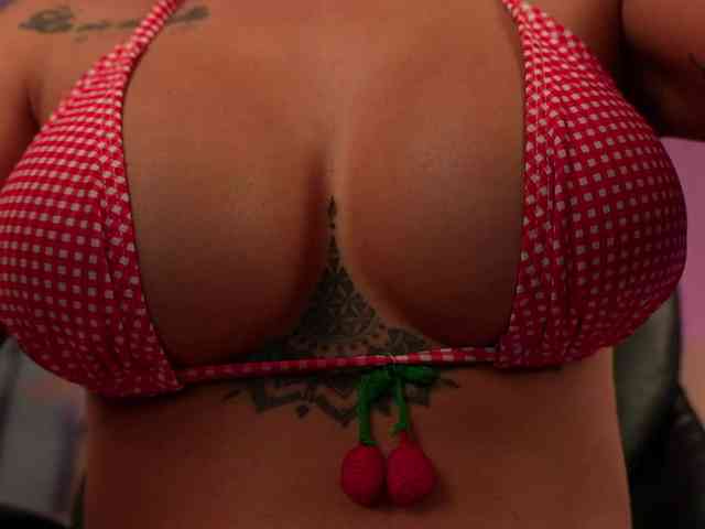 KatieNolanX webcam