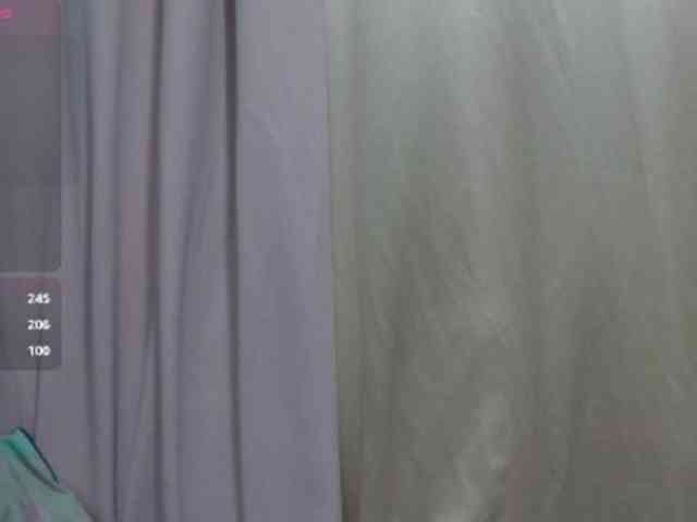 LadyPeach webcam