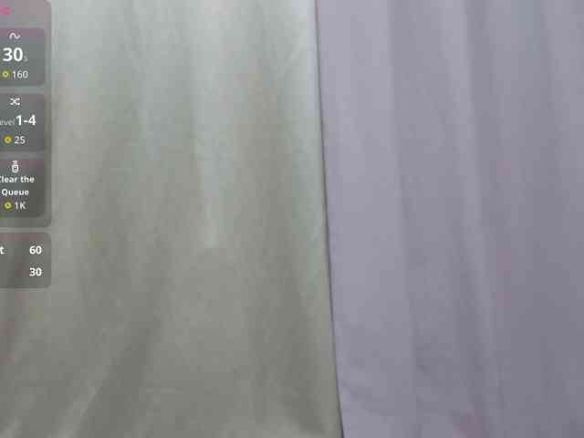 LadyPeach webcam