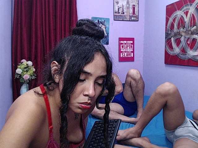 Tatiwallace live cam on BongaCams