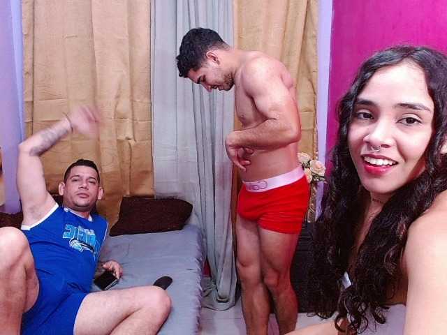 Tatiwallace live cam on BongaCams