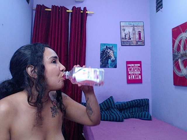 Tatiwallace live webcam show