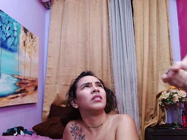 Tatiwallace live cam on BongaCams