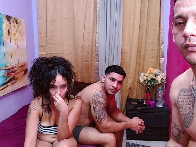 Tatiwallace live cam on BongaCams