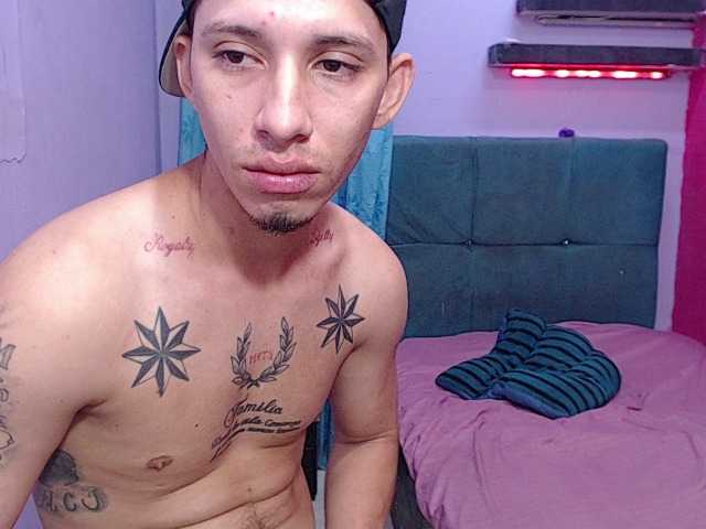 Tatiwallace live cam on BongaCams