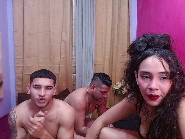 Tatiwallace live cam on BongaCams