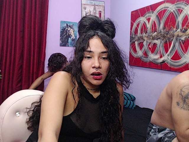 Tatiwallace live cam on BongaCams