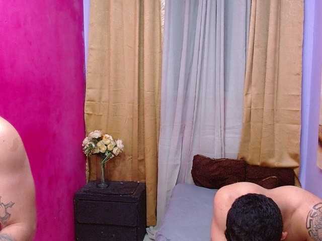 Tatiwallace live cam on BongaCams