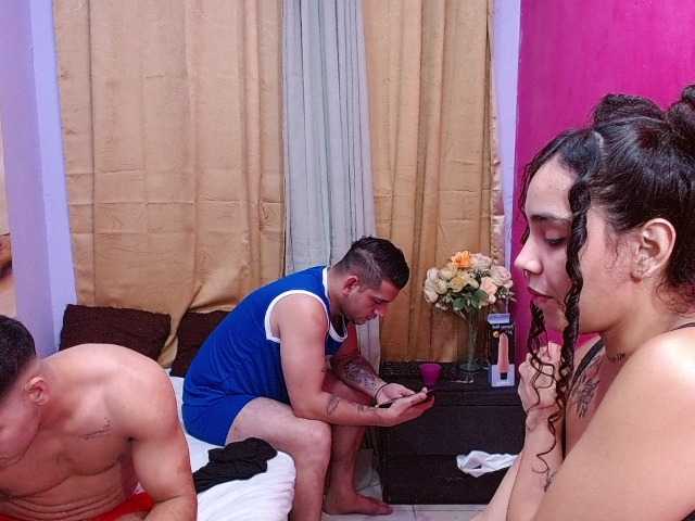 Tatiwallace live cam on BongaCams
