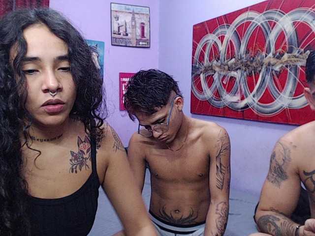 Tatiwallace live cam on BongaCams