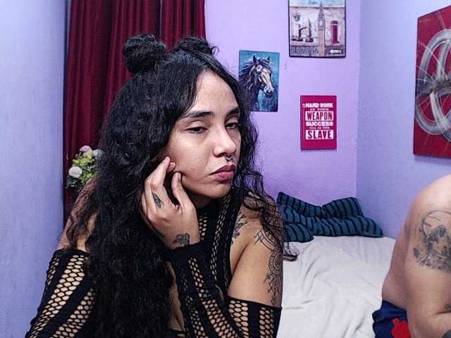 Tatiwallace live cam on BongaCams