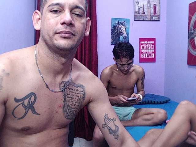 Tatiwallace live cam on BongaCams