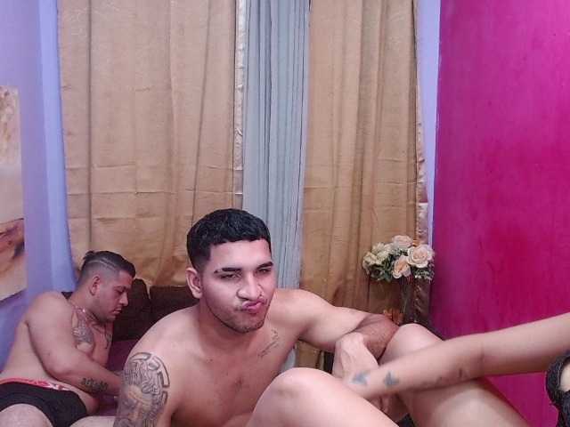 Tatiwallace live cam on BongaCams