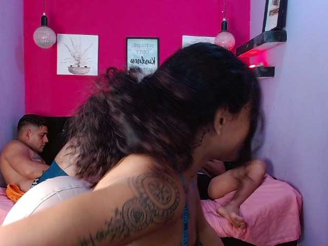 Tatiwallace live cam on BongaCams