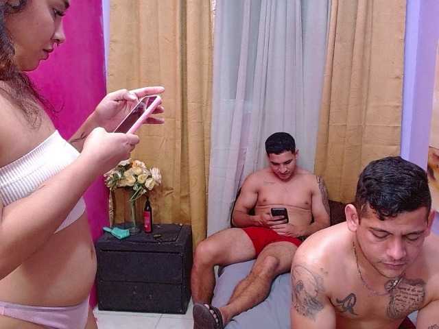 Tatiwallace live cam on BongaCams