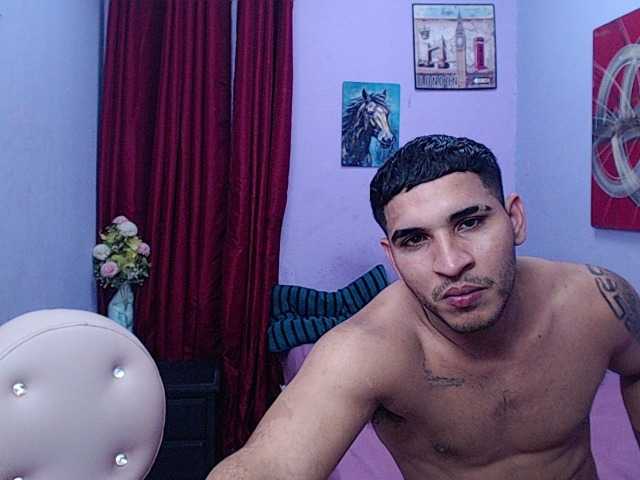 Tatiwallace live webcam show