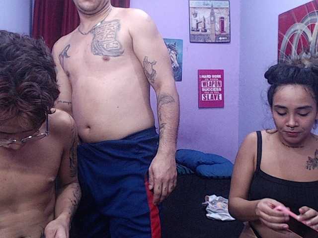 Tatiwallace live cam on BongaCams