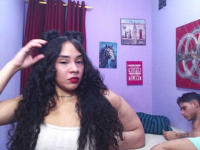 Tatiwallace live cam on BongaCams