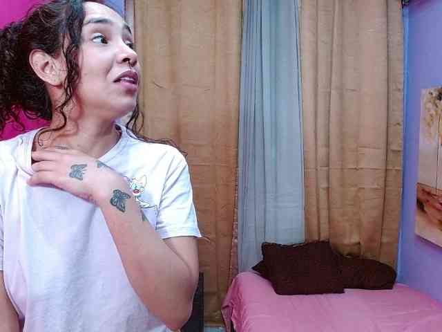 Tatiwallace webcam