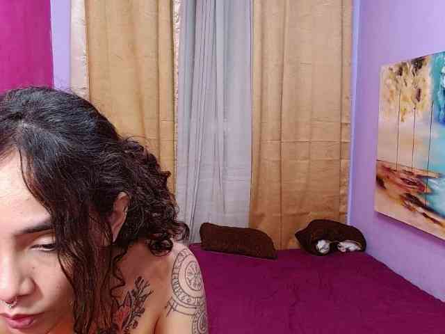 Tatiwallace webcam