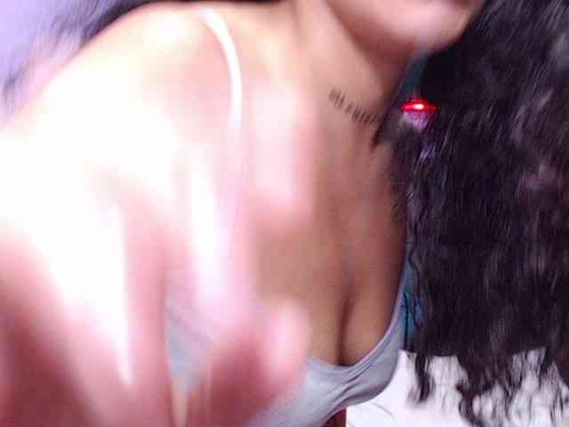 Tatiwallace webcam
