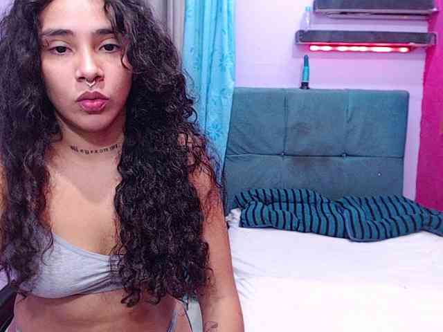 Tatiwallace webcam