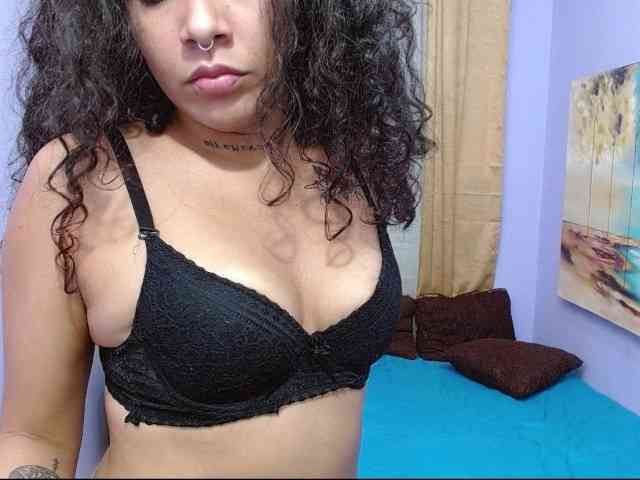 Tatiwallace webcam