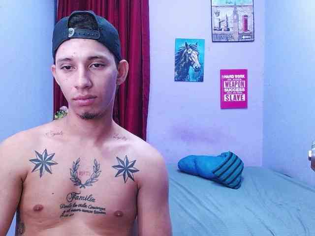 Tatiwallace webcam