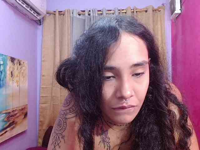 Tatiwallace webcam