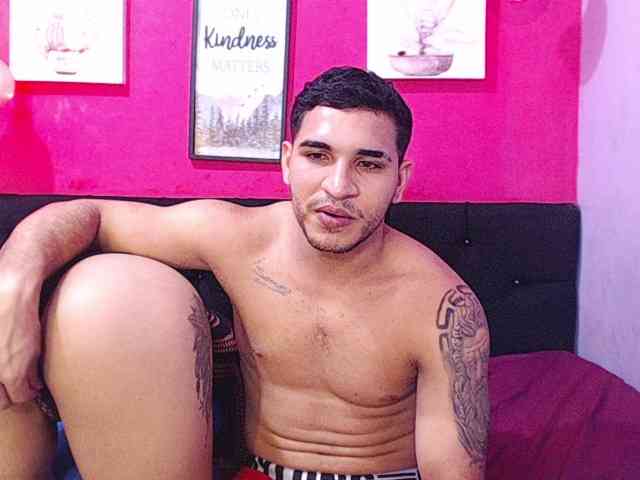 Tatiwallace webcam