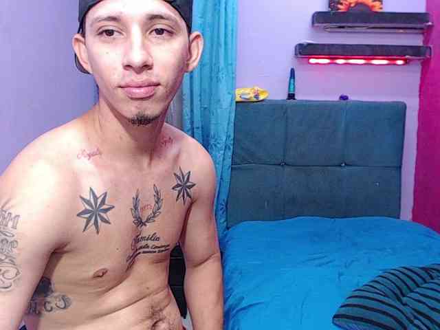 Tatiwallace webcam