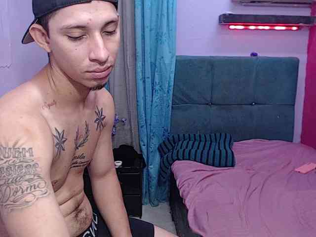 Tatiwallace webcam