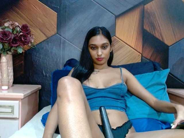 LusciousIndian live cam on BongaCams