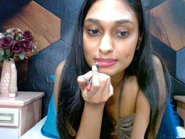 LusciousIndian live cam on BongaCams