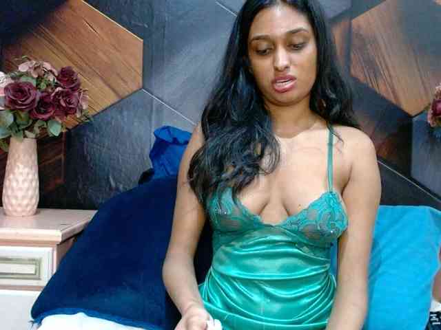 LusciousIndian webcam
