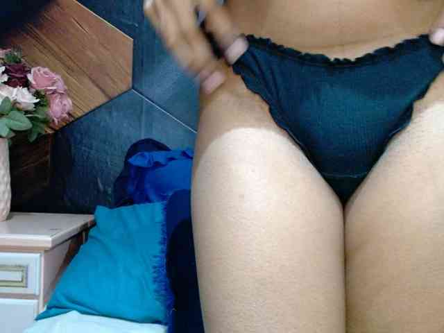 LusciousIndian webcam