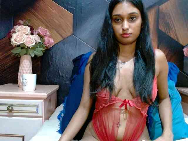 LusciousIndian webcam