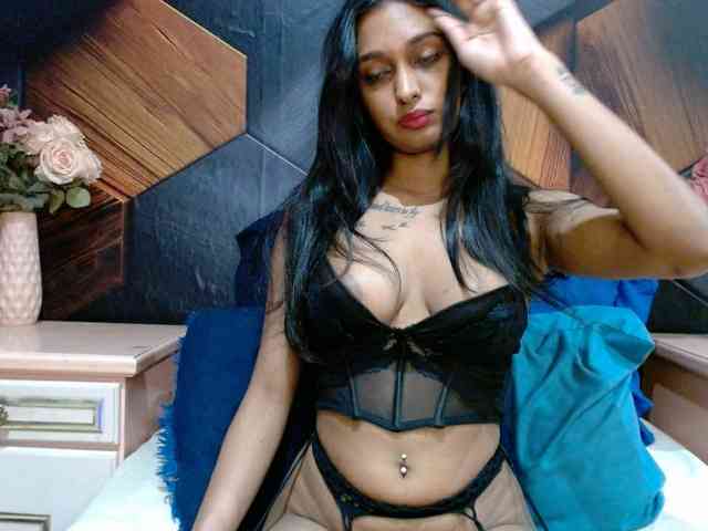 LusciousIndian webcam