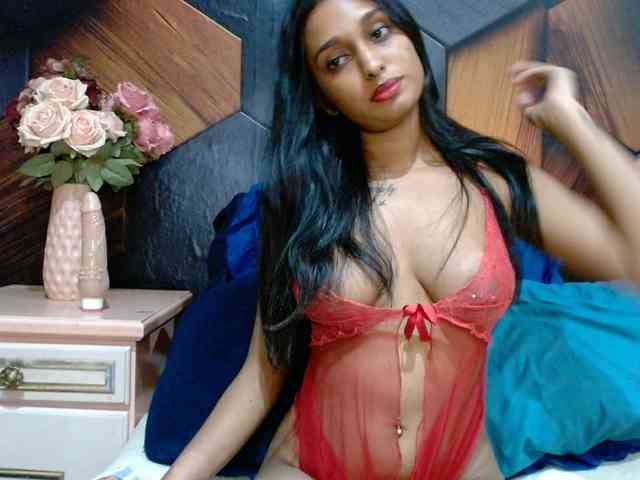 LusciousIndian webcam
