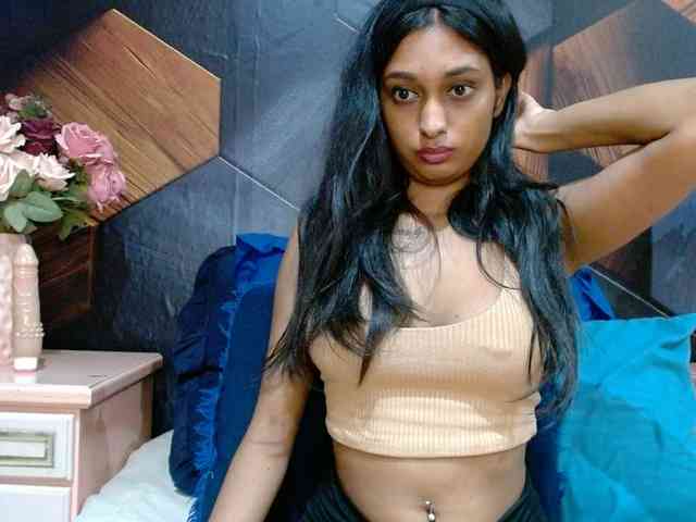 LusciousIndian webcam