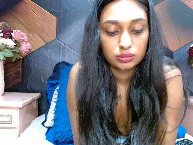 LusciousIndian webcam